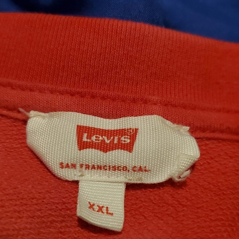 Levi’s Women’s Plus Size Red Acid Wash Tie Dye Sweatshirt Batwing Logo 2X - Picture 2 of 7